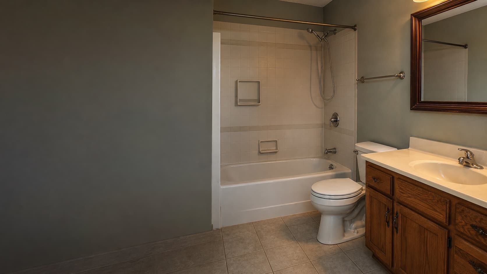 Bathroom renovation stage image before renovation